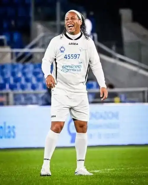 因为边后卫 因为边后卫